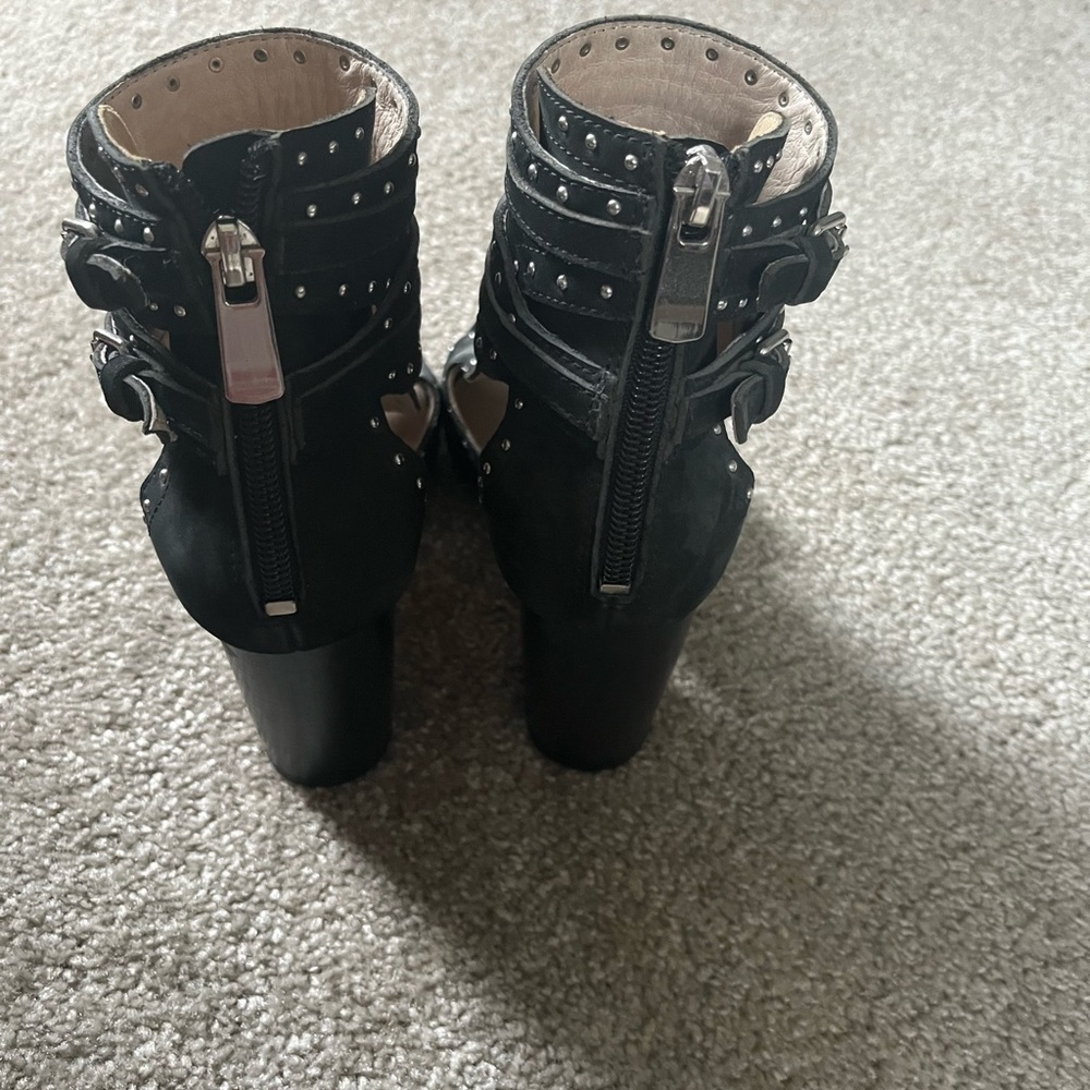 Raye Heels - Picture 3 of 4